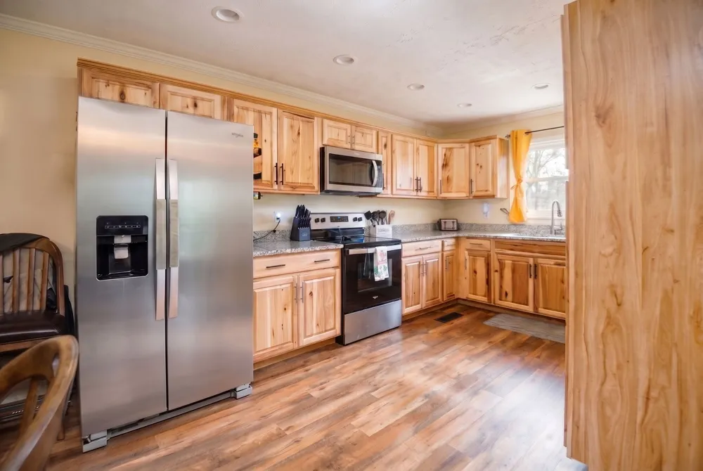 33 Horseshoe Bend Ln Elmwood, TN 38560