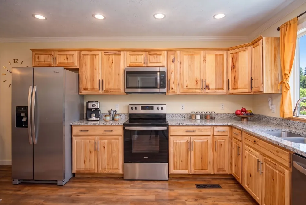 33 Horseshoe Bend Ln Elmwood, TN 38560