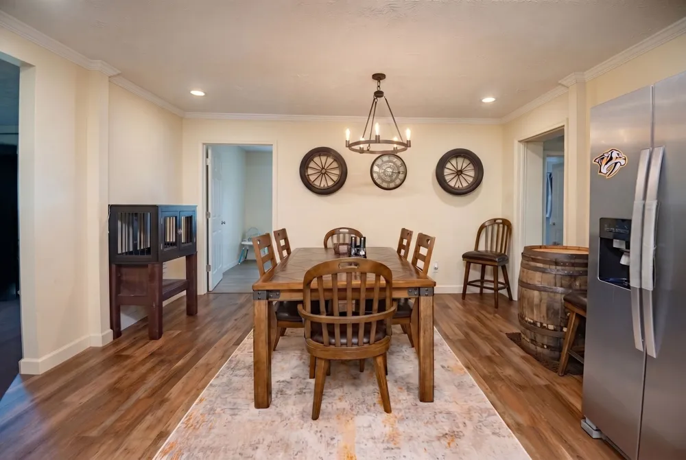 33 Horseshoe Bend Ln Elmwood, TN 38560