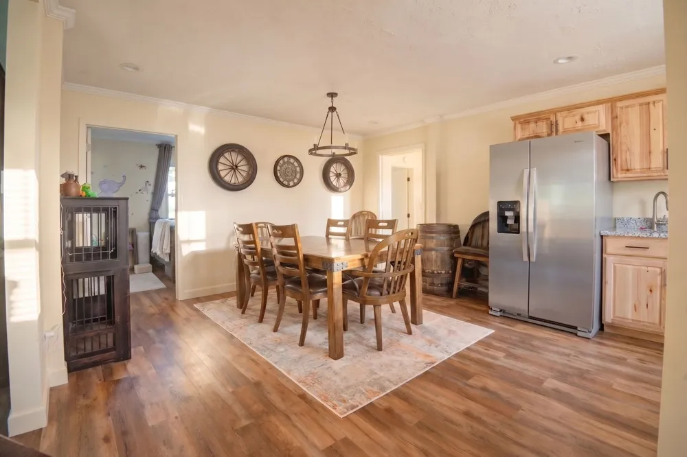 33 Horseshoe Bend Ln Elmwood, TN 38560