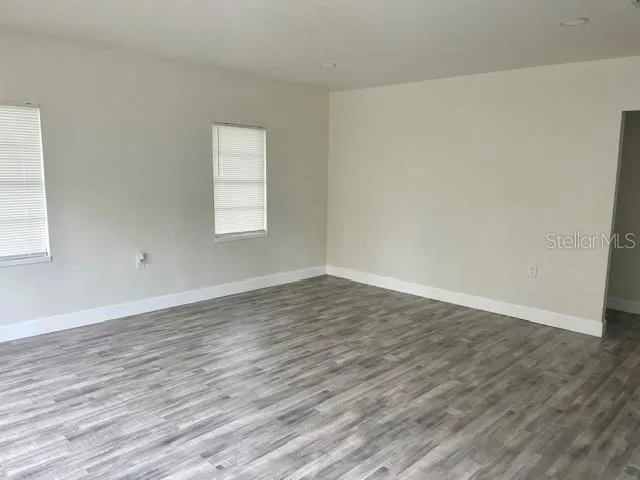 917 E 108TH AVENUE Tampa, FL 33612