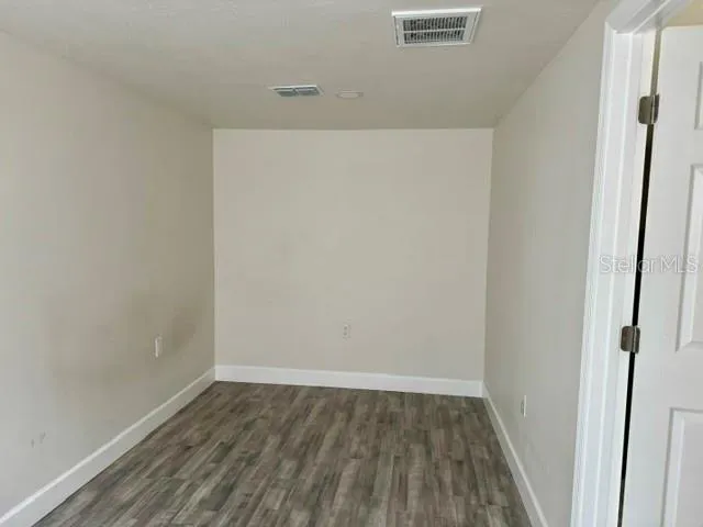 917 E 108TH AVENUE Tampa, FL 33612