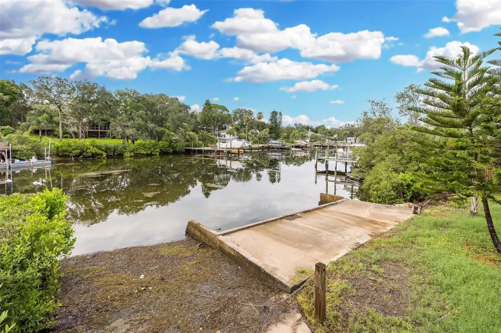 2030 GULFVIEW DRIVE Holiday, FL 34691