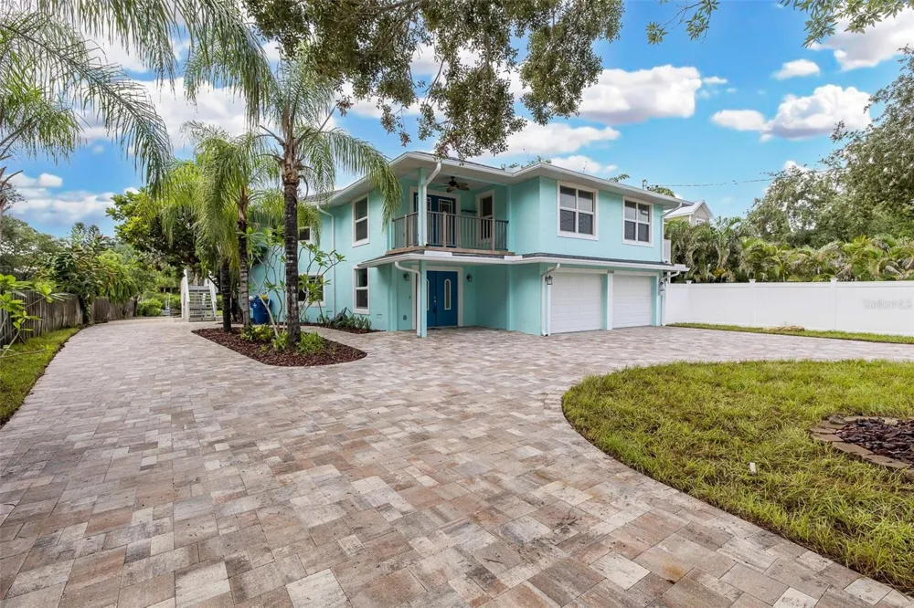 2030 GULFVIEW DRIVE Holiday, FL 34691