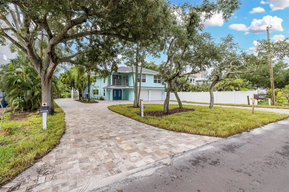 2030 GULFVIEW DRIVE Holiday, FL 34691
