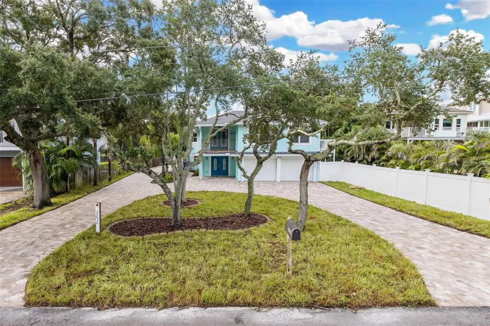 2030 GULFVIEW DRIVE Holiday, FL 34691