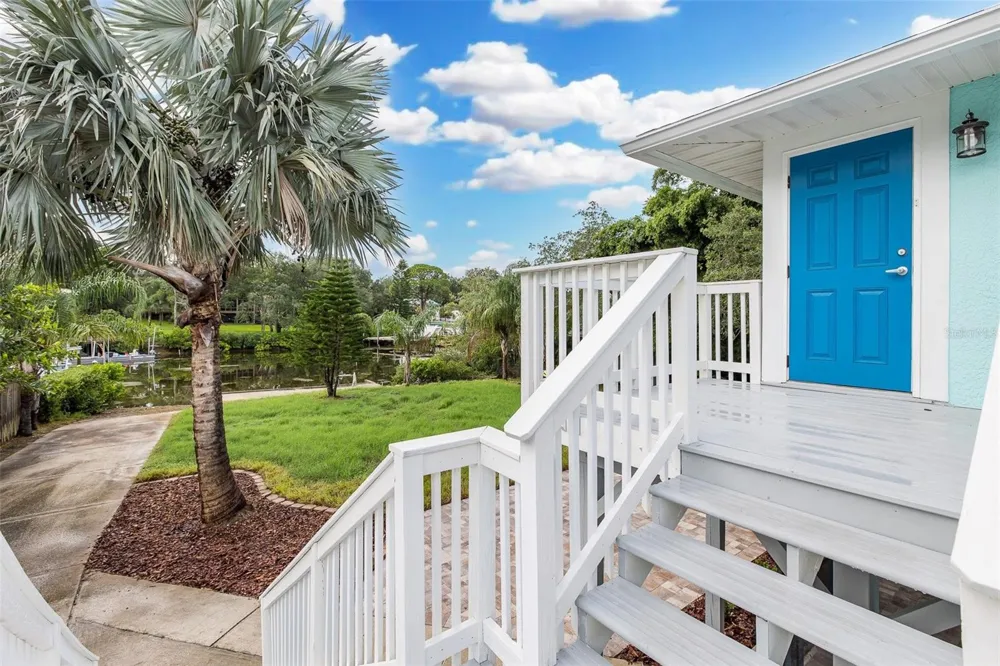 2030 GULFVIEW DRIVE Holiday, FL 34691