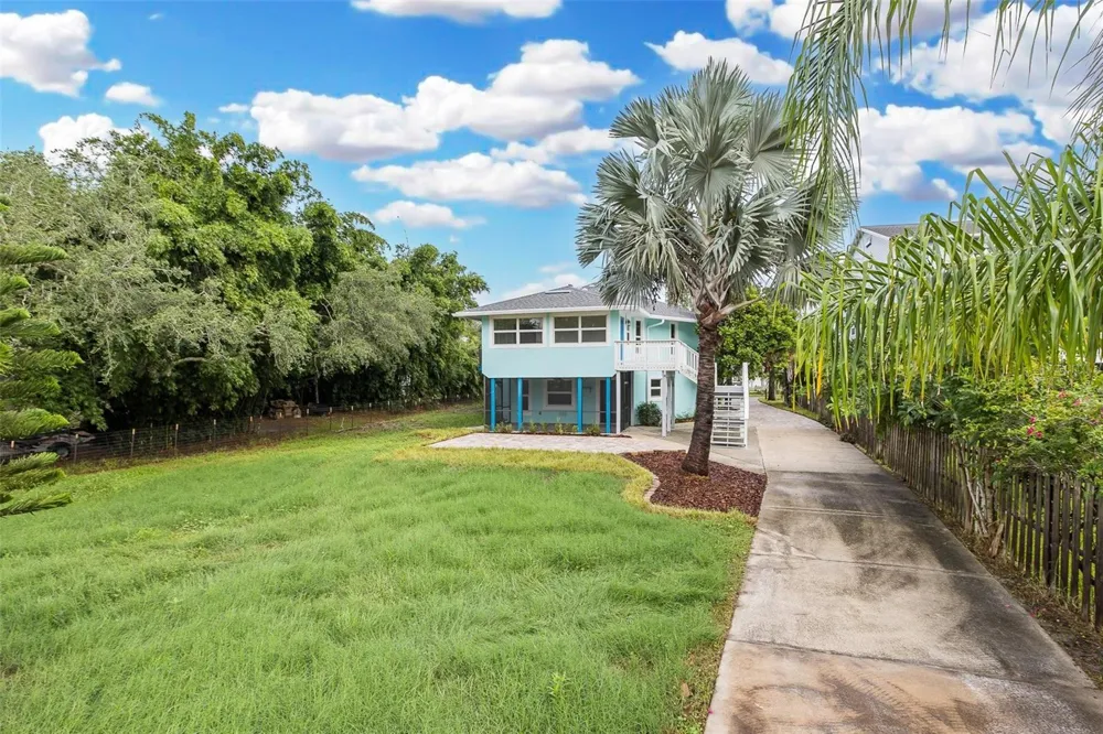 2030 GULFVIEW DRIVE Holiday, FL 34691