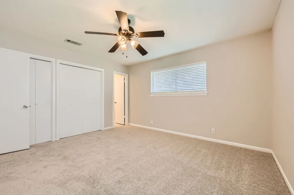 2309 Woodlawn Drive Ennis, TX 75119