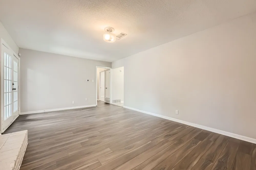 2309 Woodlawn Drive Ennis, TX 75119