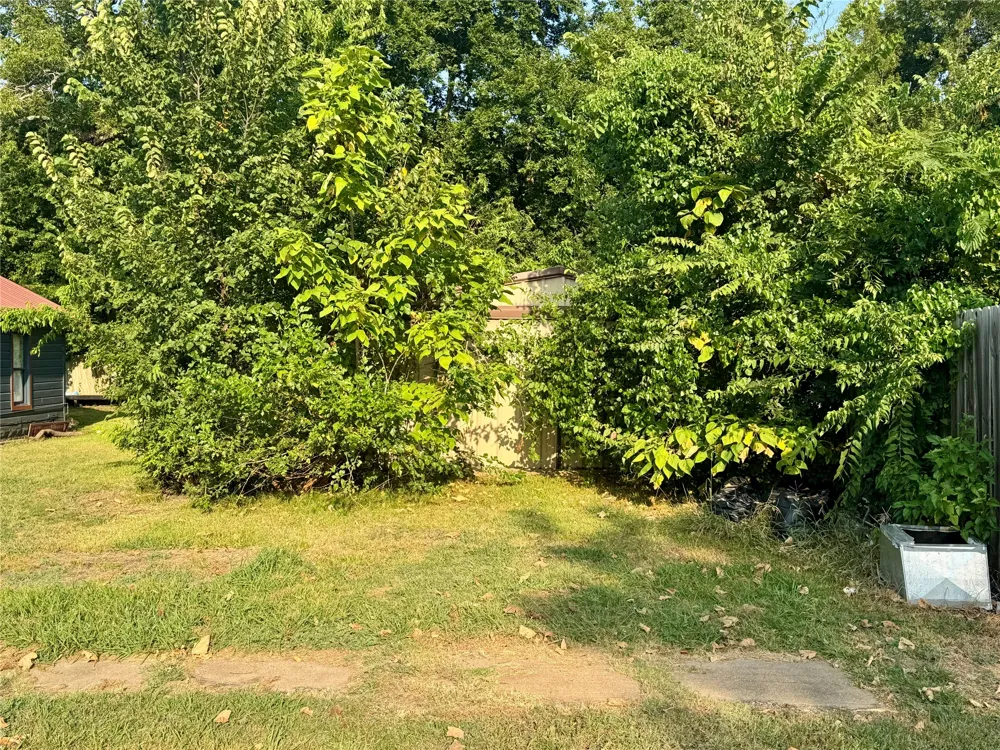 1201 Market Street W Honey Grove, TX 75446