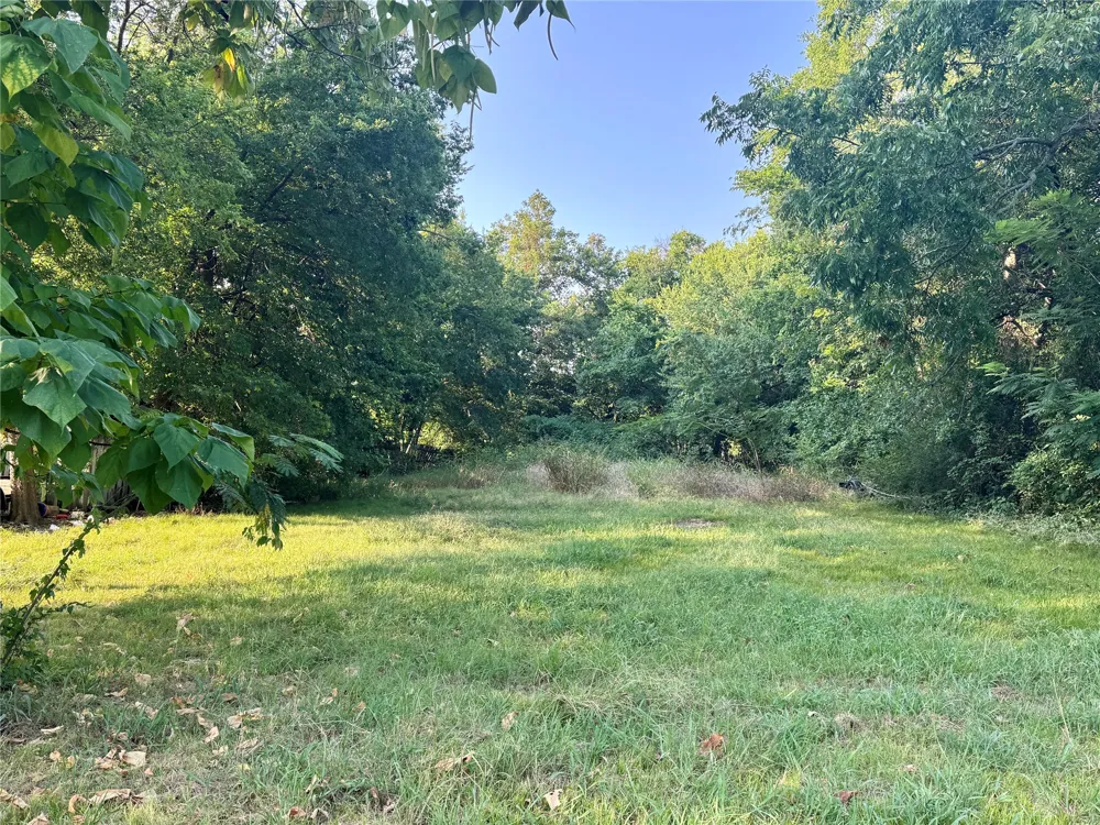 1201 Market Street W Honey Grove, TX 75446
