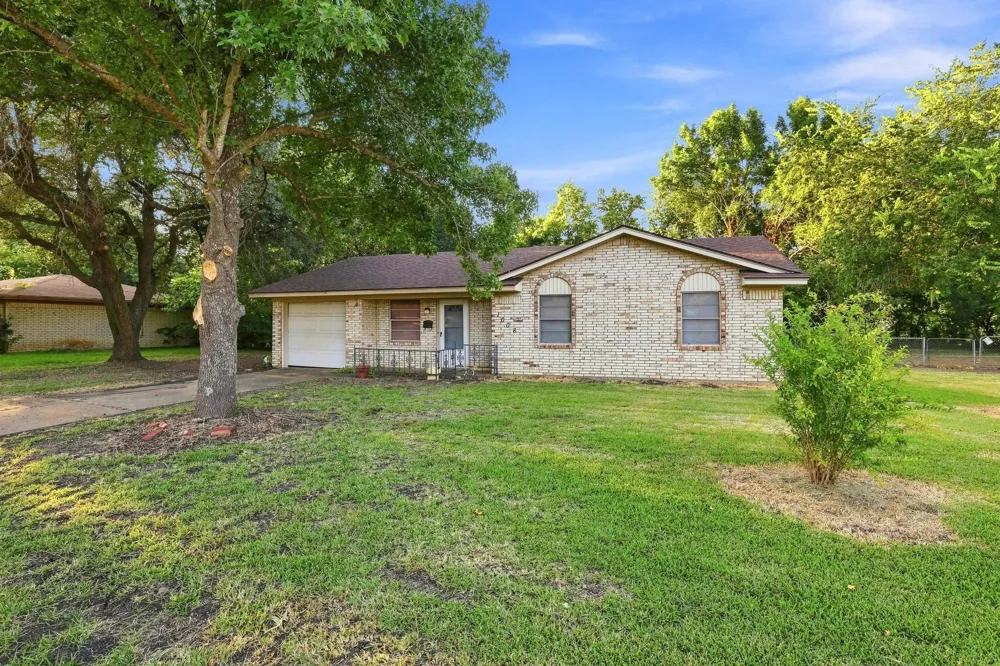 1008 Yeager Street Honey Grove, TX 75446