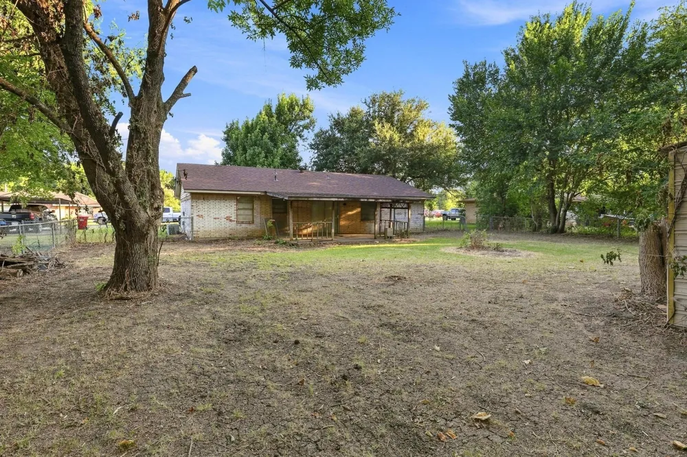 1008 Yeager Street Honey Grove, TX 75446