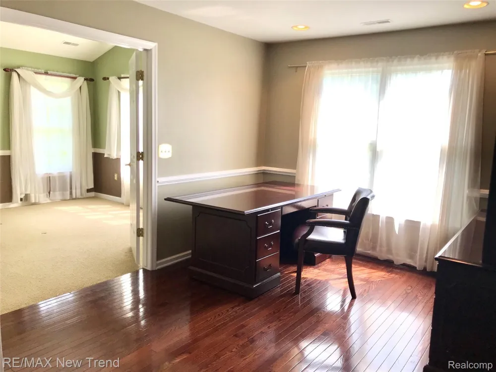 26360 FIELDSTONE DRIVE Novi City, MI 48374