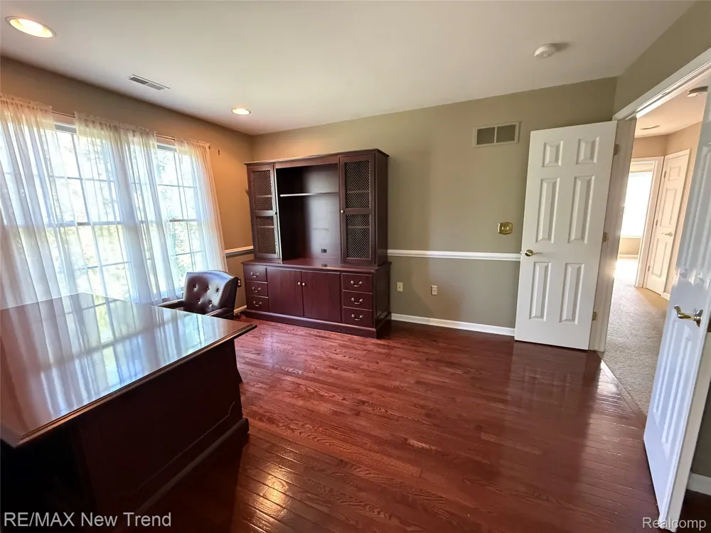 26360 FIELDSTONE DRIVE Novi City, MI 48374