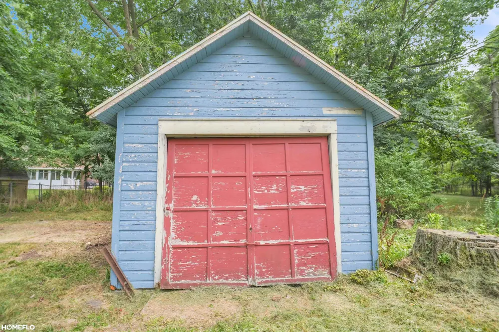 1762 Copas Road Caledonia Charter Township, MI 48867
