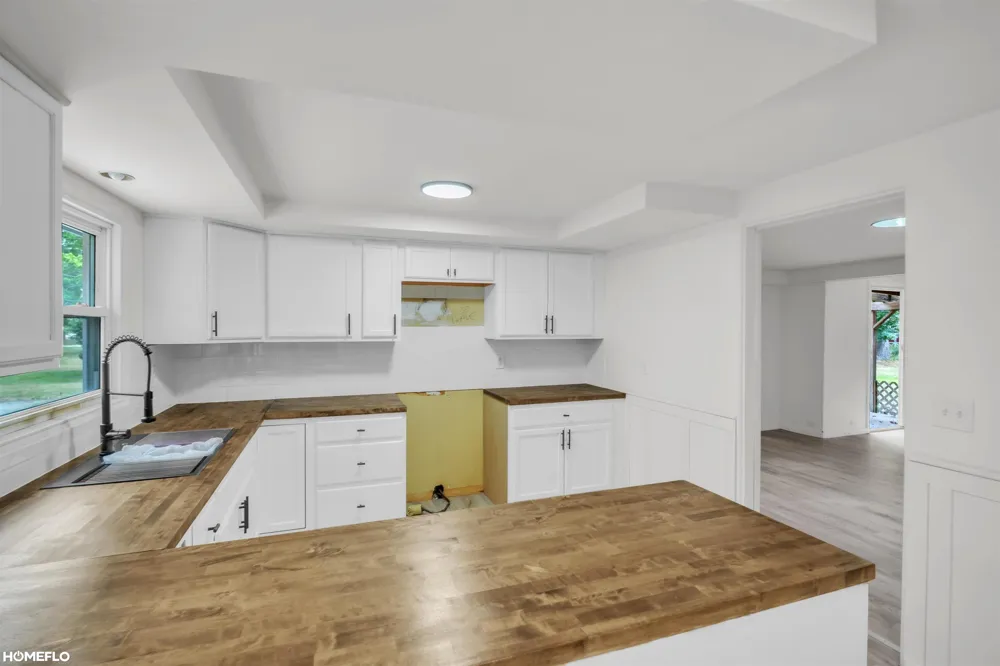 1762 Copas Road Caledonia Charter Township, MI 48867