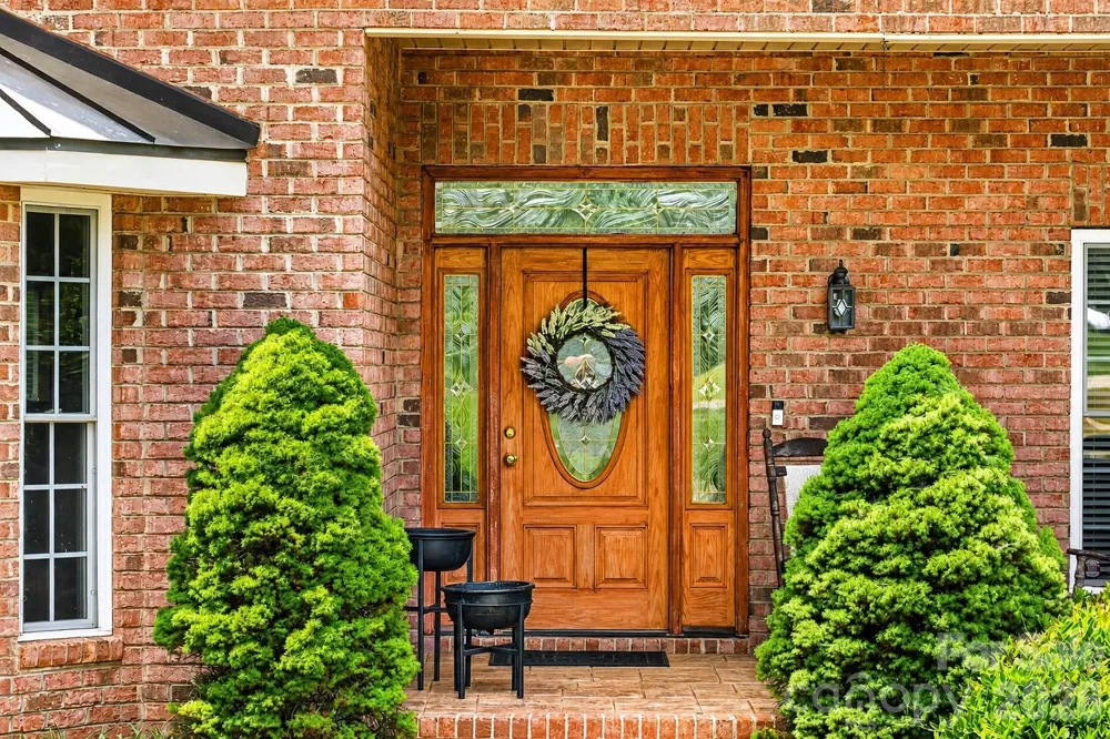 2027 Meadow Run Drive Matthews, NC 28104