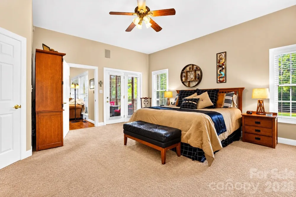 2027 Meadow Run Drive Matthews, NC 28104