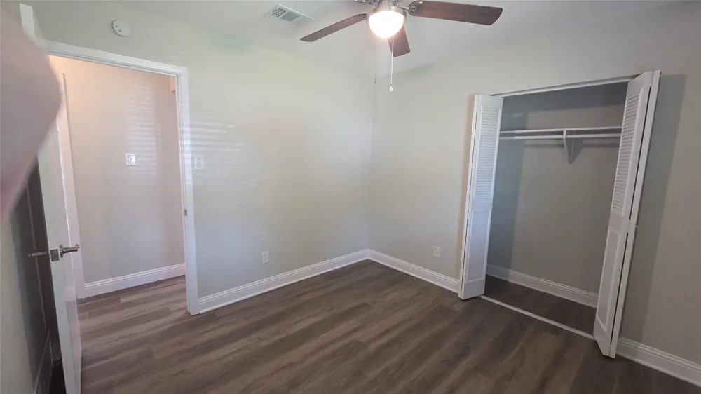 335 Springwillow Road Burleson, TX 76028