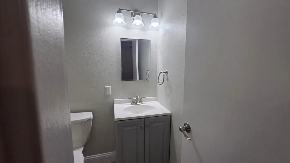 335 Springwillow Road Burleson, TX 76028