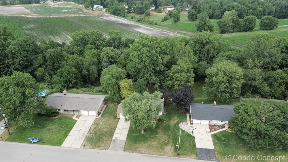 1695 Broadview Drive Jenison, MI 49428