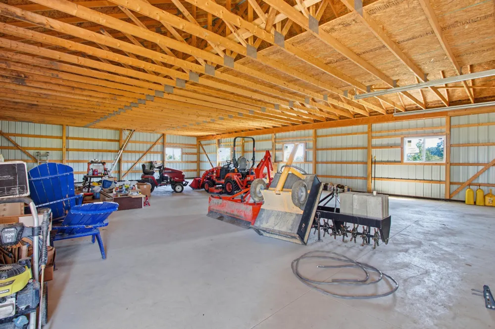 72820 Russ Road Richmond, MI 48062