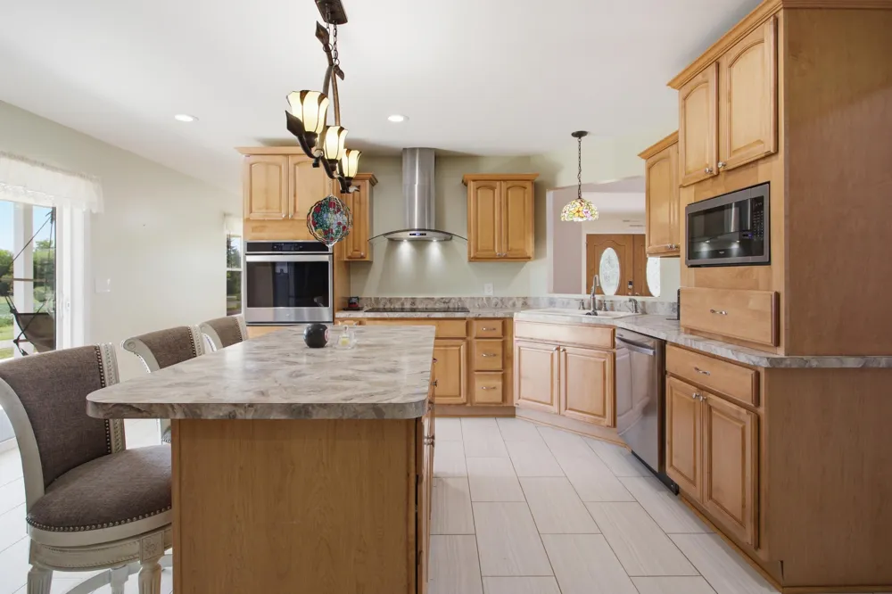 72820 Russ Road Richmond, MI 48062