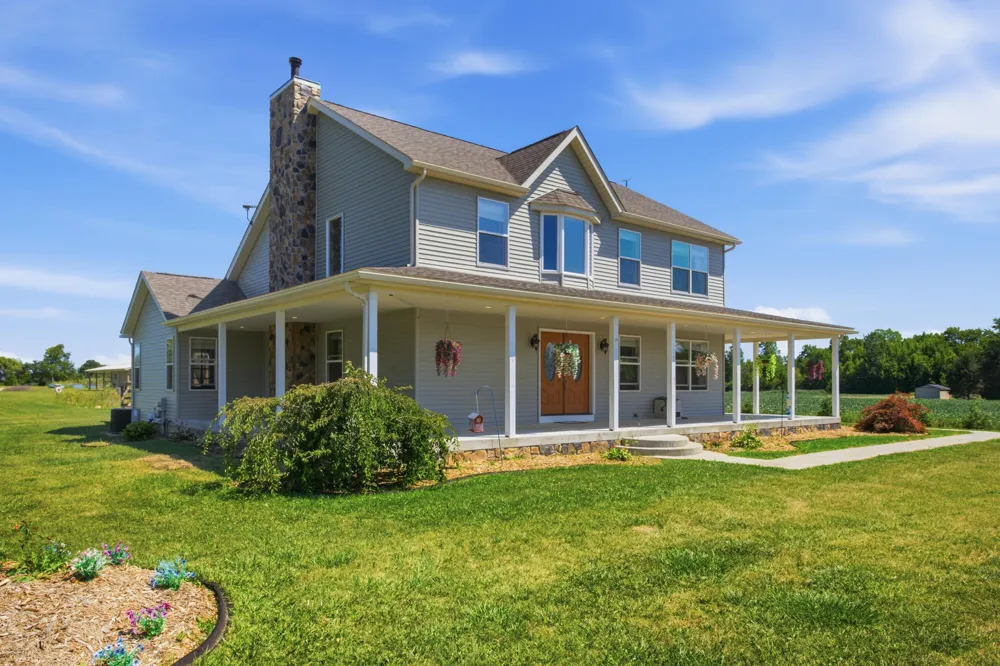 72820 Russ Road Richmond, MI 48062