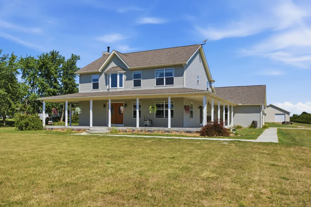 72820 Russ Road Richmond, MI 48062