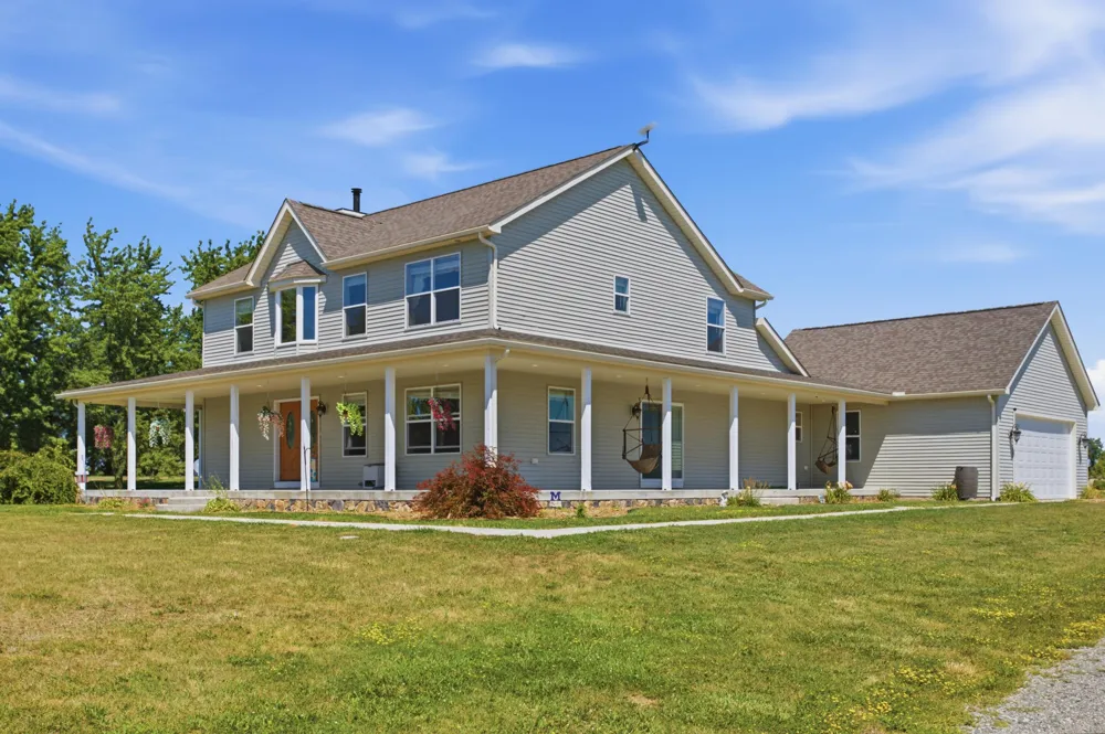 72820 Russ Road Richmond, MI 48062