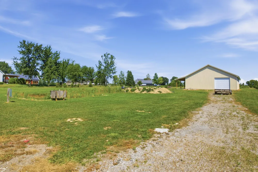 72820 Russ Road Richmond, MI 48062