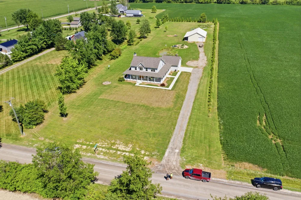 72820 Russ Road Richmond, MI 48062