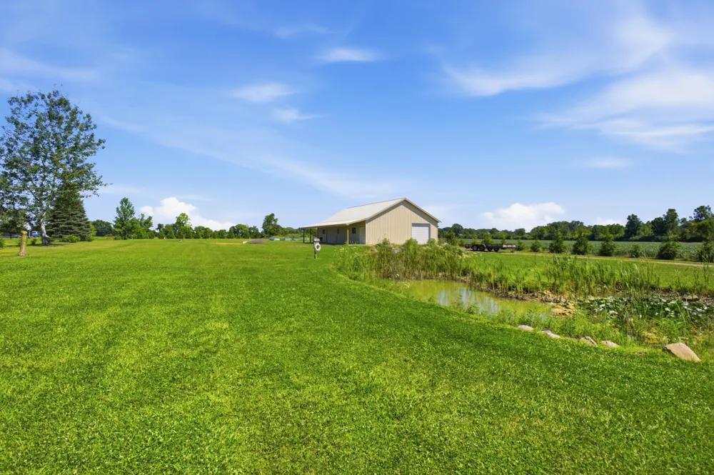 72820 Russ Road Richmond, MI 48062
