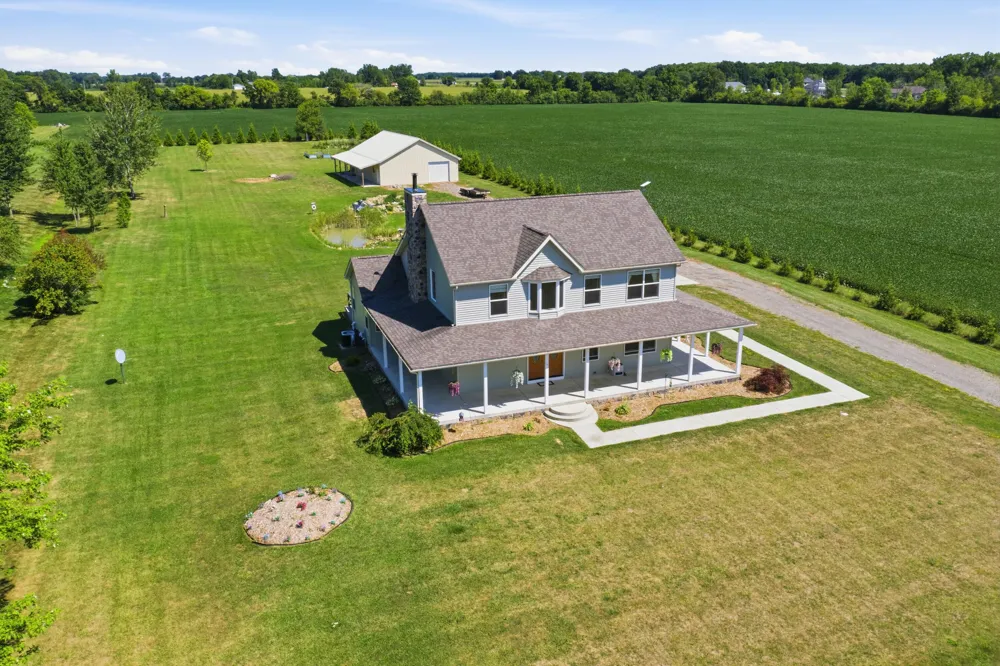 72820 Russ Road Richmond, MI 48062