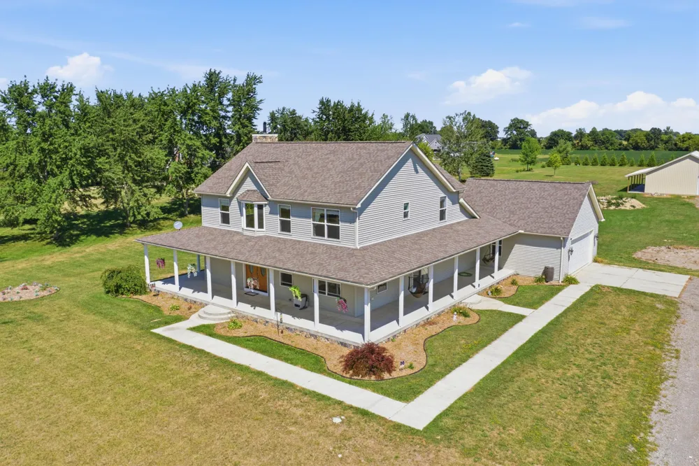 72820 Russ Road Richmond, MI 48062