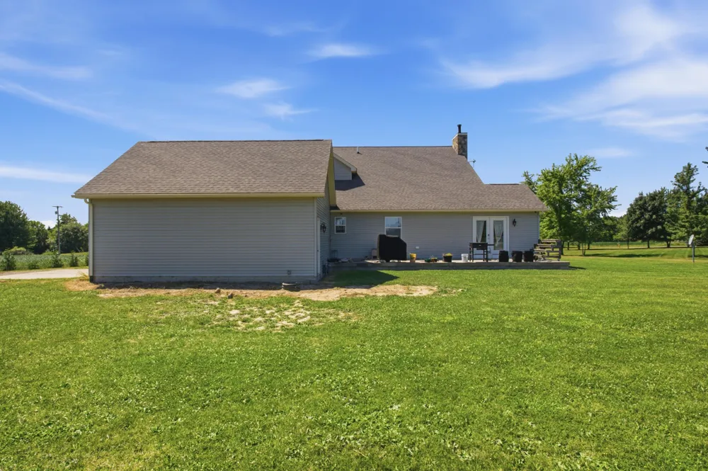 72820 Russ Road Richmond, MI 48062