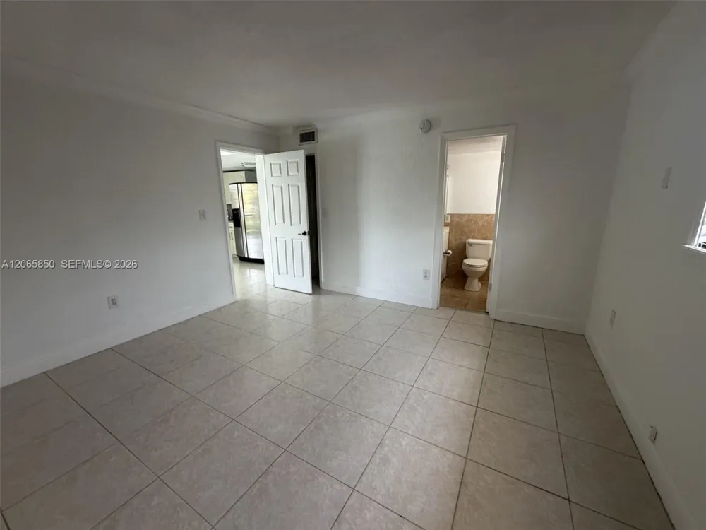 3901 SW 112th Ave #40 Miami, FL 33165
