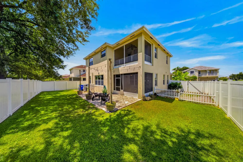 9895 E Verona Circle Vero Beach, FL 32966