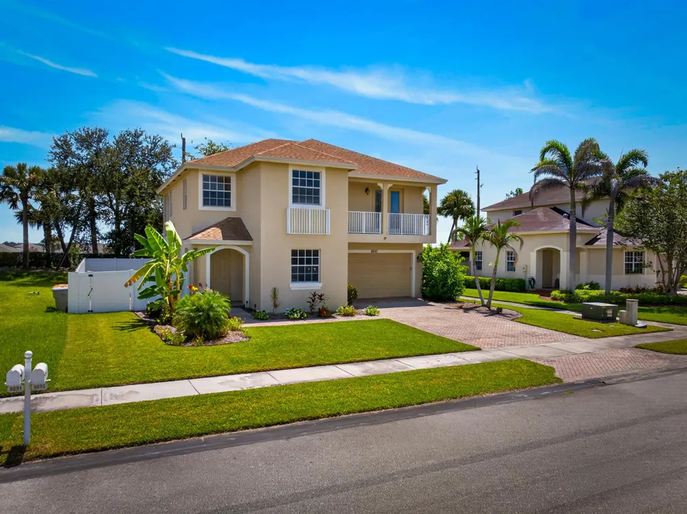 9895 E Verona Circle Vero Beach, FL 32966