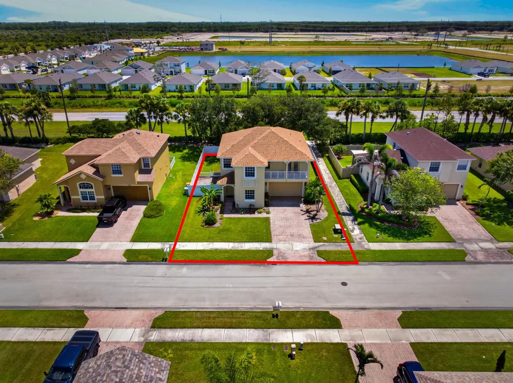 9895 E Verona Circle Vero Beach, FL 32966
