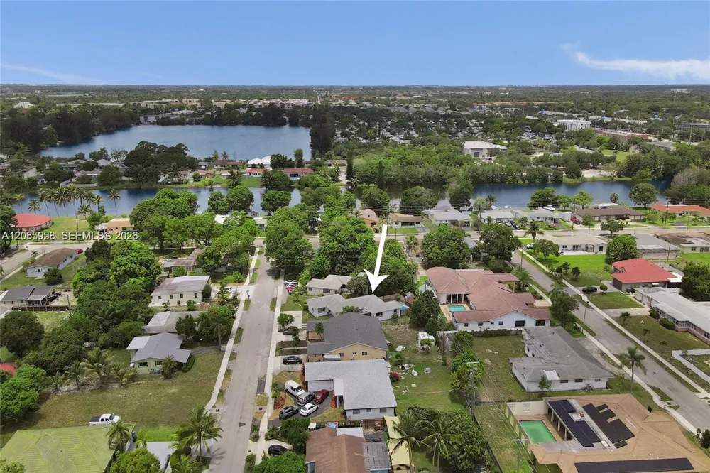 2343 NW 28th St #1 Oakland Park, FL 33311