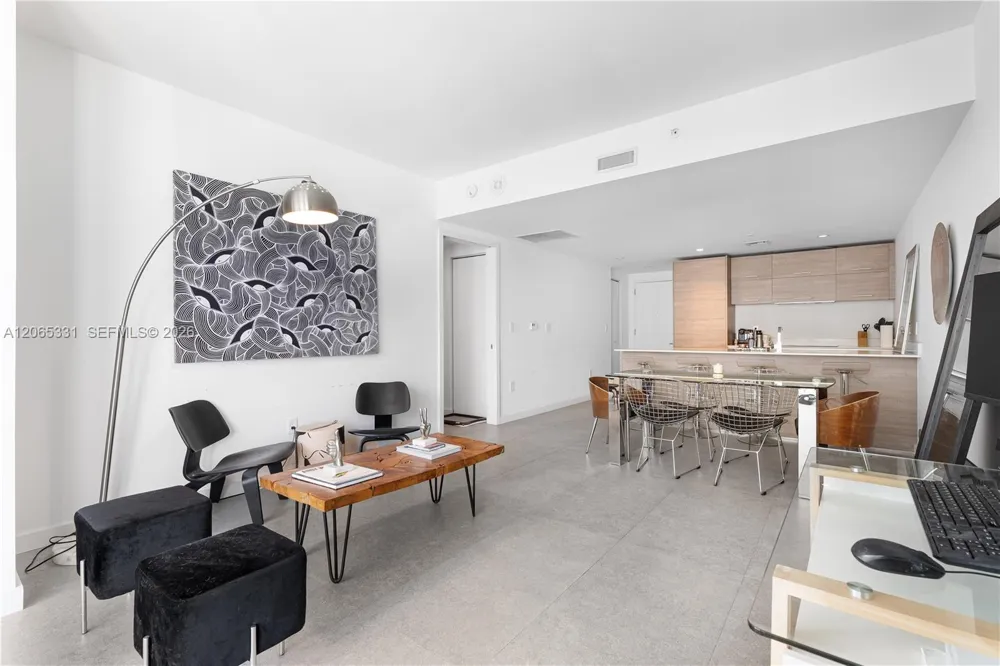 1300 S Miami Ave #2411 Miami, FL 33130