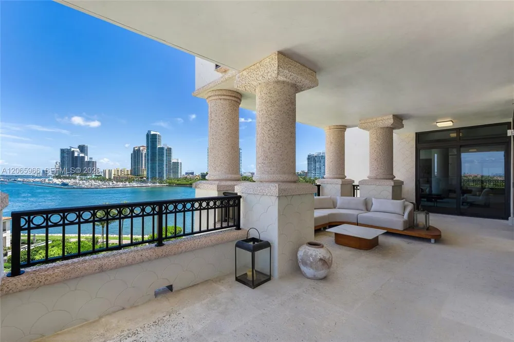 7061 Fisher Island Dr #7061 Miami Beach, FL 33109
