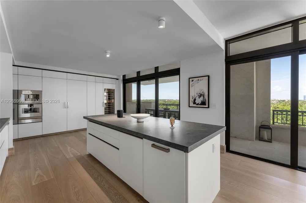 7061 Fisher Island Dr #7061 Miami Beach, FL 33109