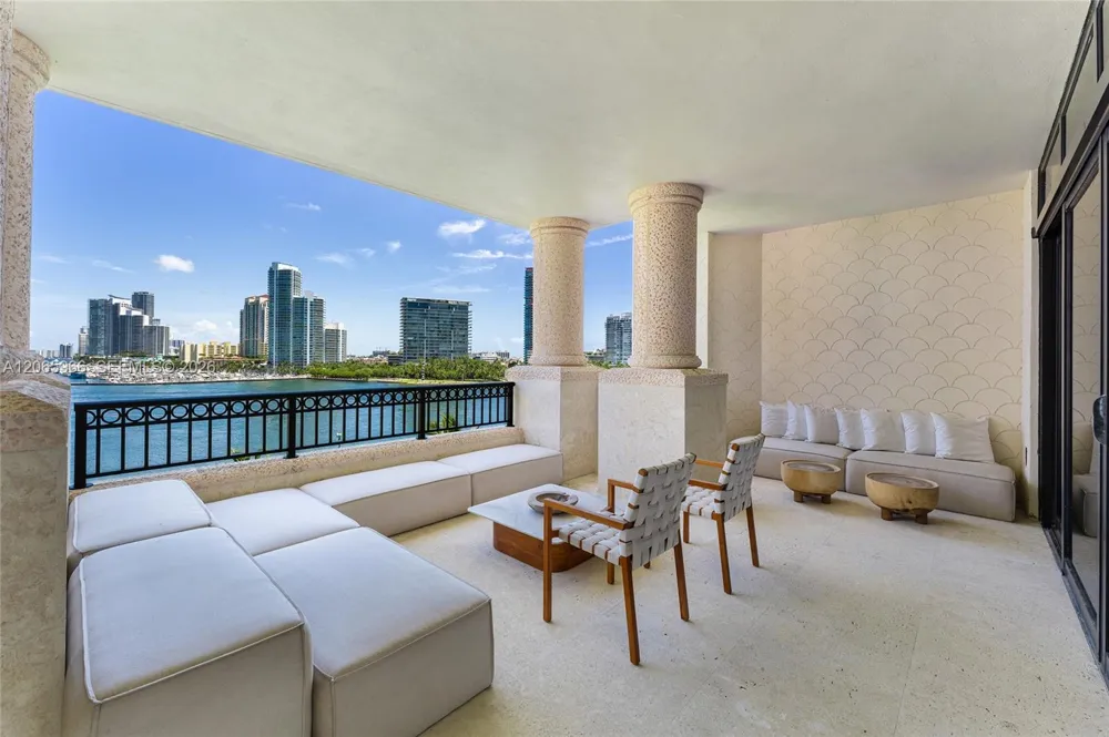 7061 Fisher Island Dr #7061 Miami Beach, FL 33109