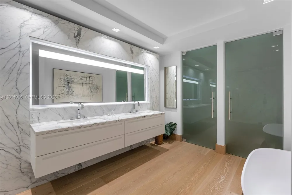 7061 Fisher Island Dr #7061 Miami Beach, FL 33109