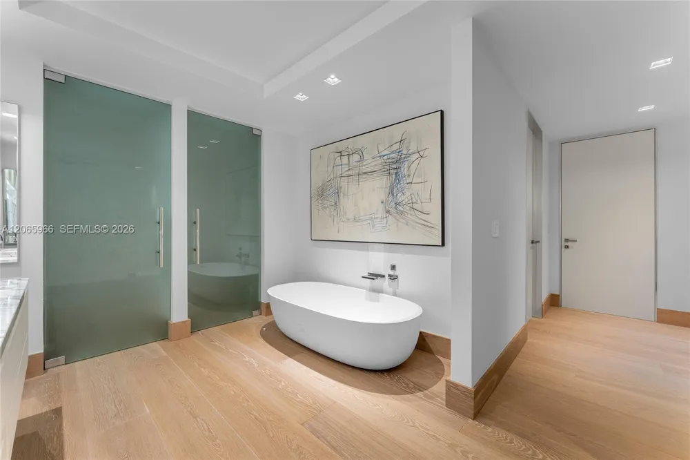 7061 Fisher Island Dr #7061 Miami Beach, FL 33109