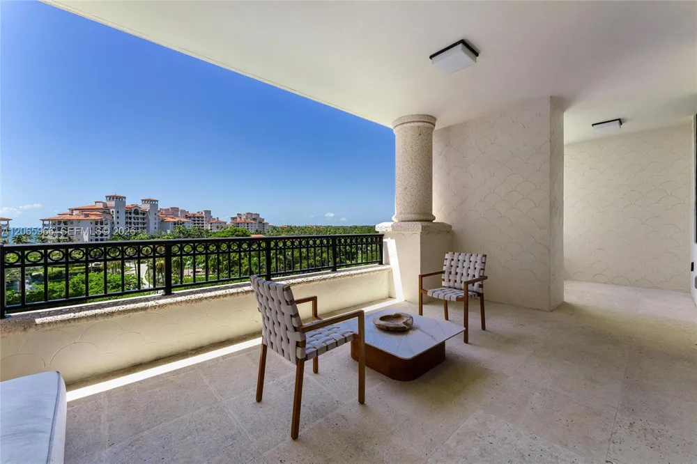 7061 Fisher Island Dr #7061 Miami Beach, FL 33109